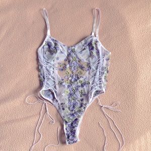 💜lavender mesh bodysuit💜